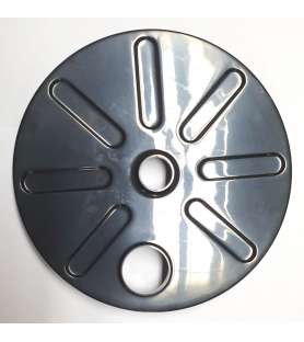 Hubcap for rear wheel of Scheppach mower