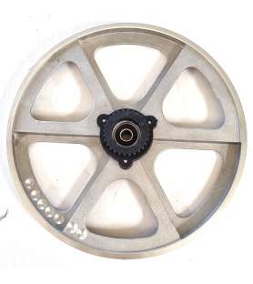 Volant inférieur 240 mm avec bandage pour scie à ruban Jet JWBS-9X