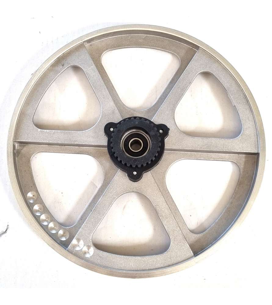 Volant inférieur 240 mm avec bandage pour scie à ruban Jet JWBS-9X