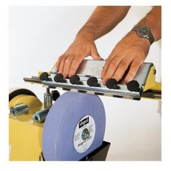 Dispositif d'affûtage Scheppach V320 pour fers de dégauchisseuse