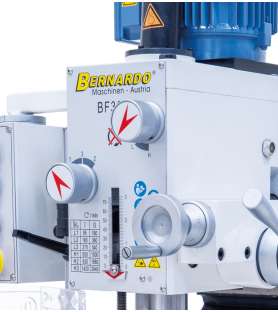 Perceuse fraiseuse métal Bernardo BF30G avec affichage digital 3 axes DT40 - 400V