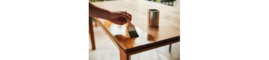 Vernici e finiture legno: vernice gel, olio e cera